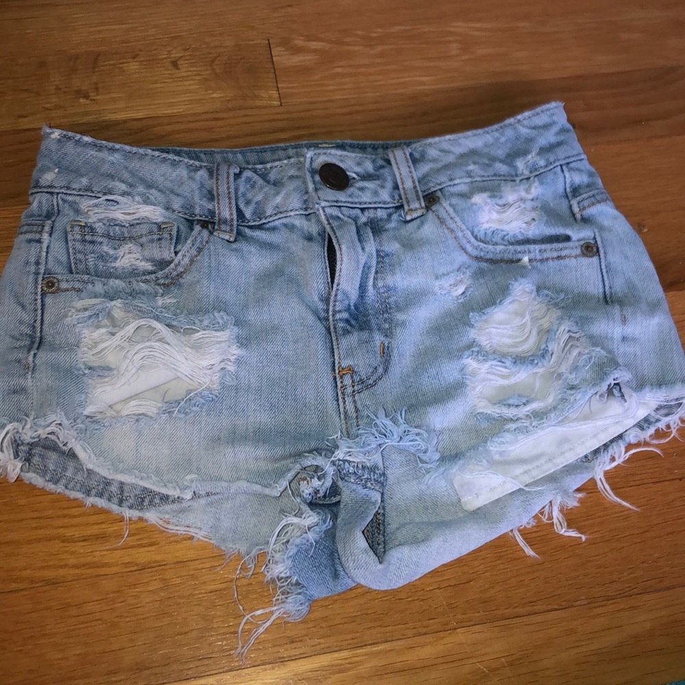American eagle ripped shorts!